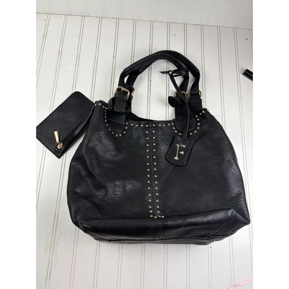 Vintage Y2K Boho Black Leather Studded Slouchy Hobo Chic Shoulder Bag Purse
